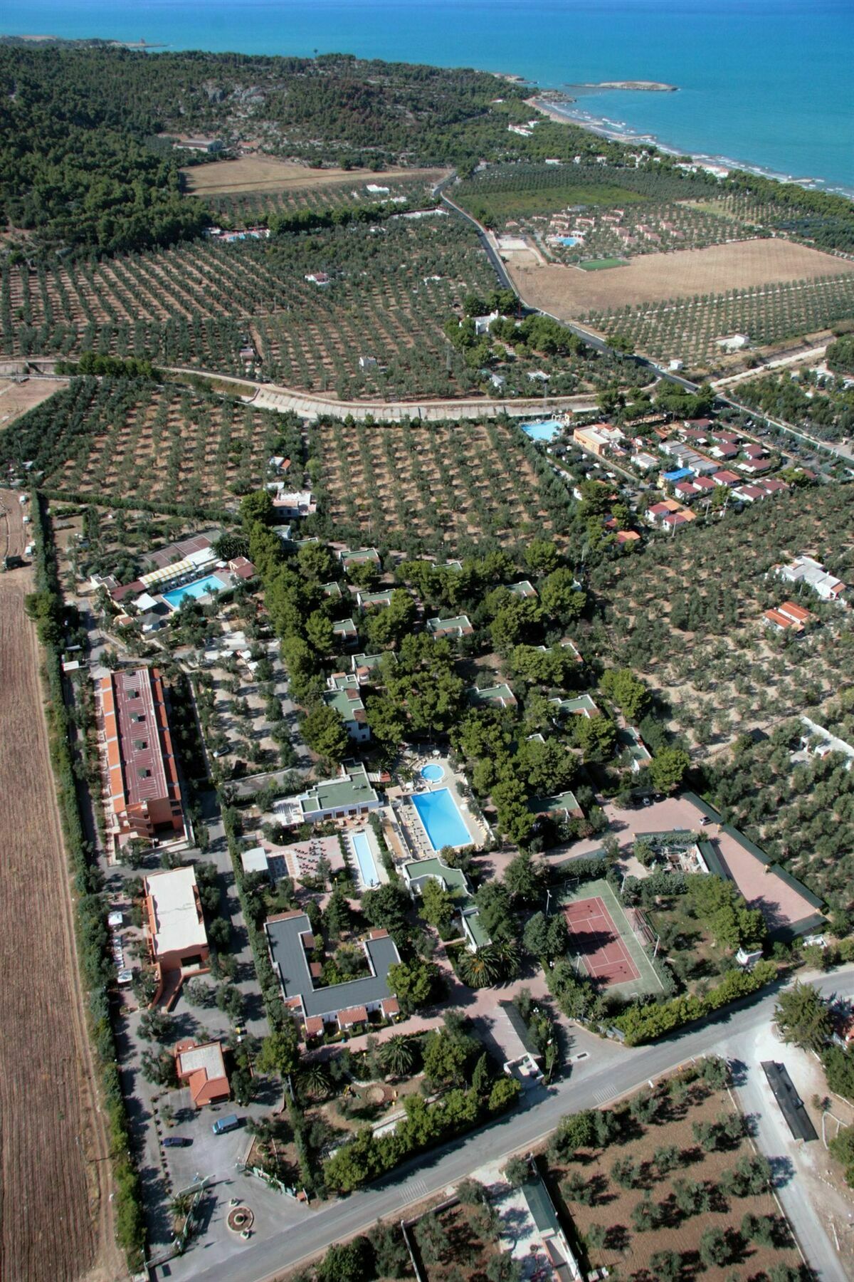 Villaggio Turistico Residence Delfino В'єсте Екстер'єр фото